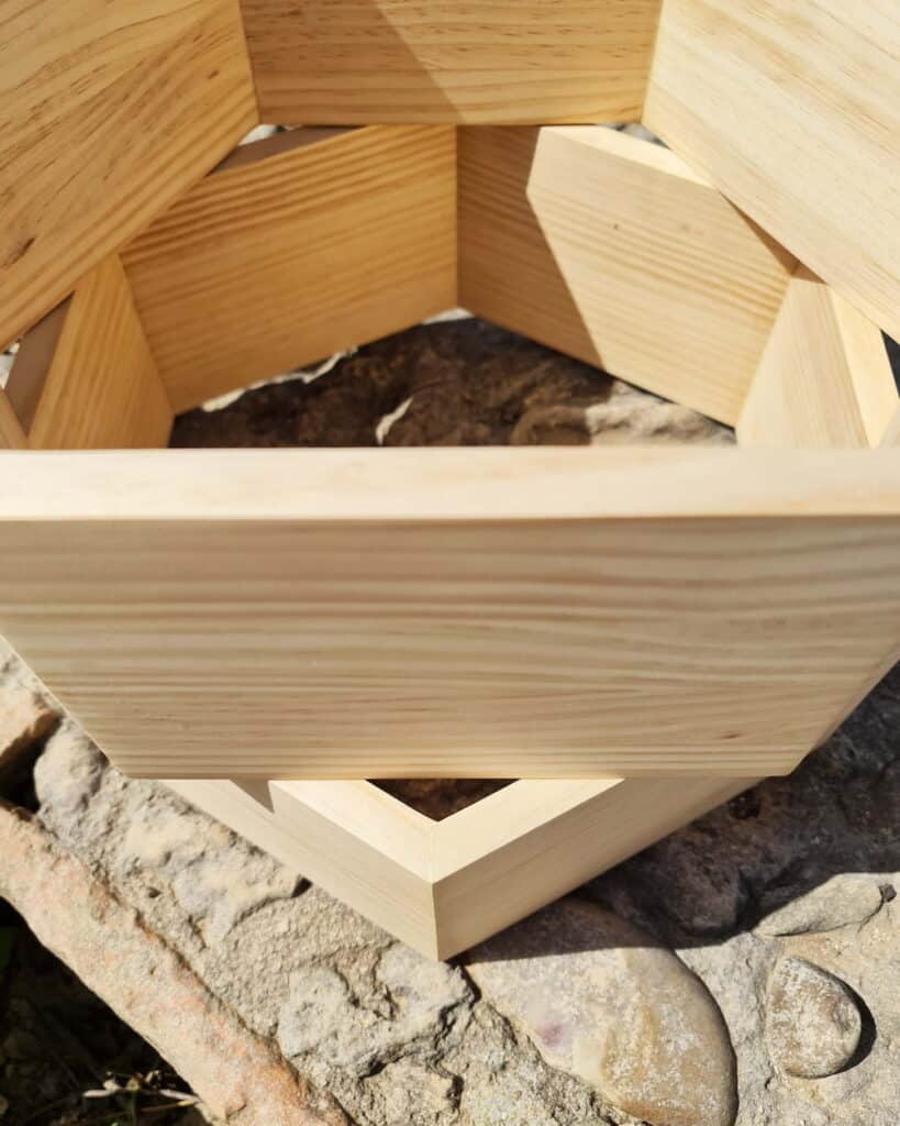 ESTANTERIA HEXAGONAL 1