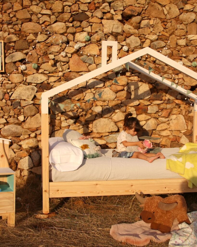 Cama Nea 3